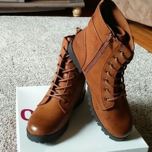 NIB SO Combat Boots size 8